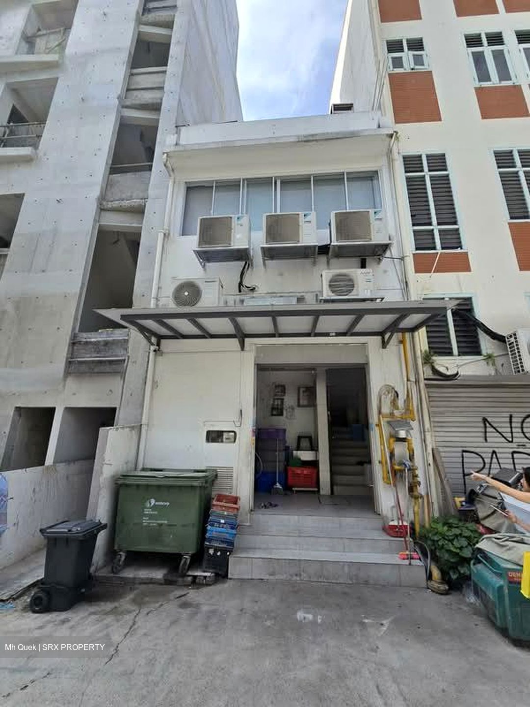 Geylang Road (D14), Shop House #593457481
